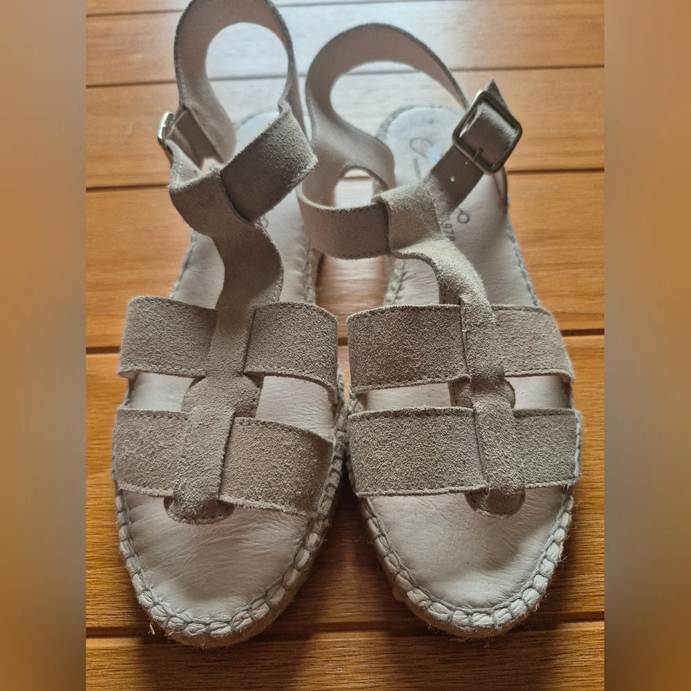 Gaimo Strappy‎ Leather Sandals - Size 40 (9.5 US)